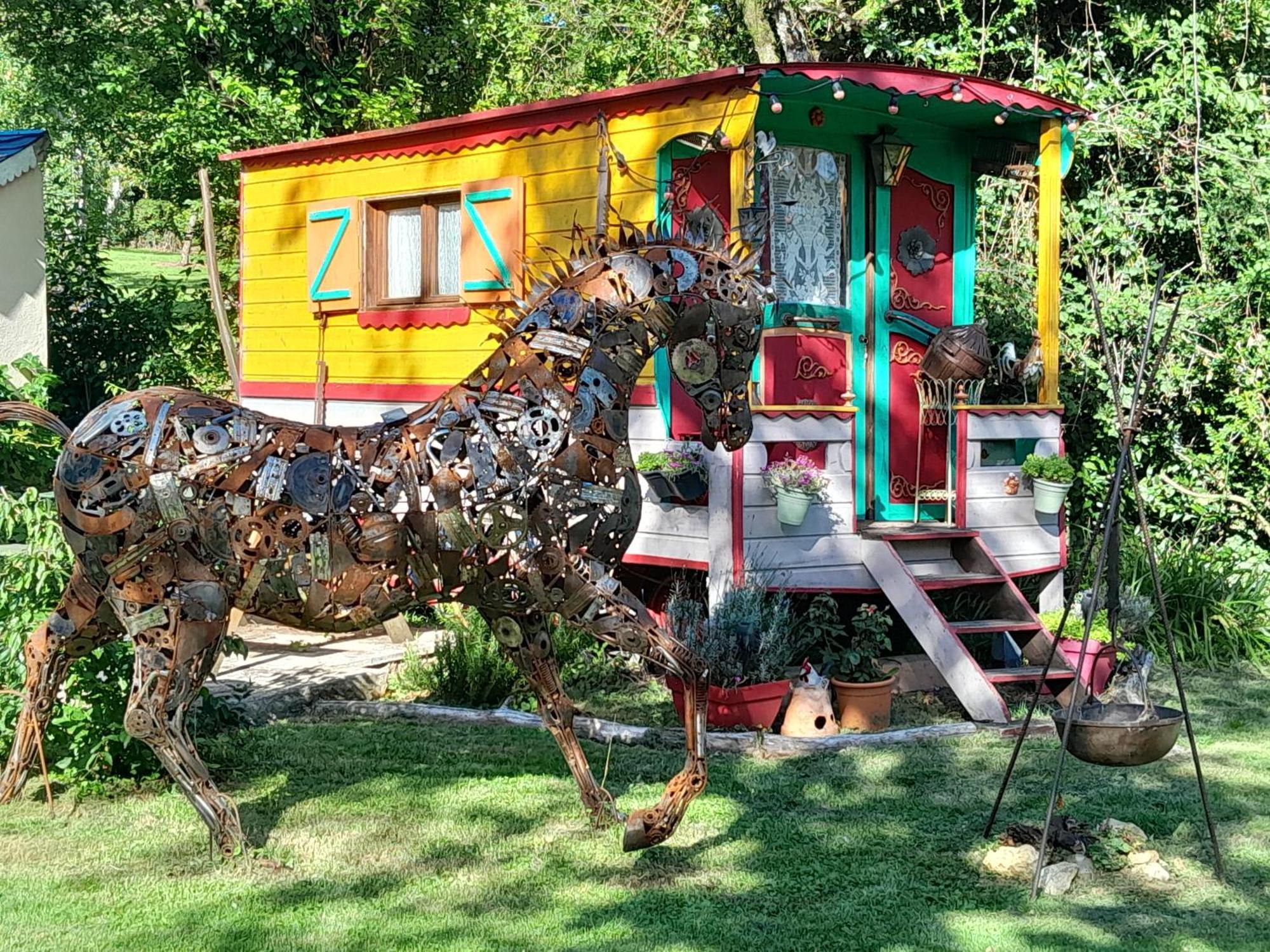 Le Madrigal Bed and Breakfast Mamers Eksteriør billede